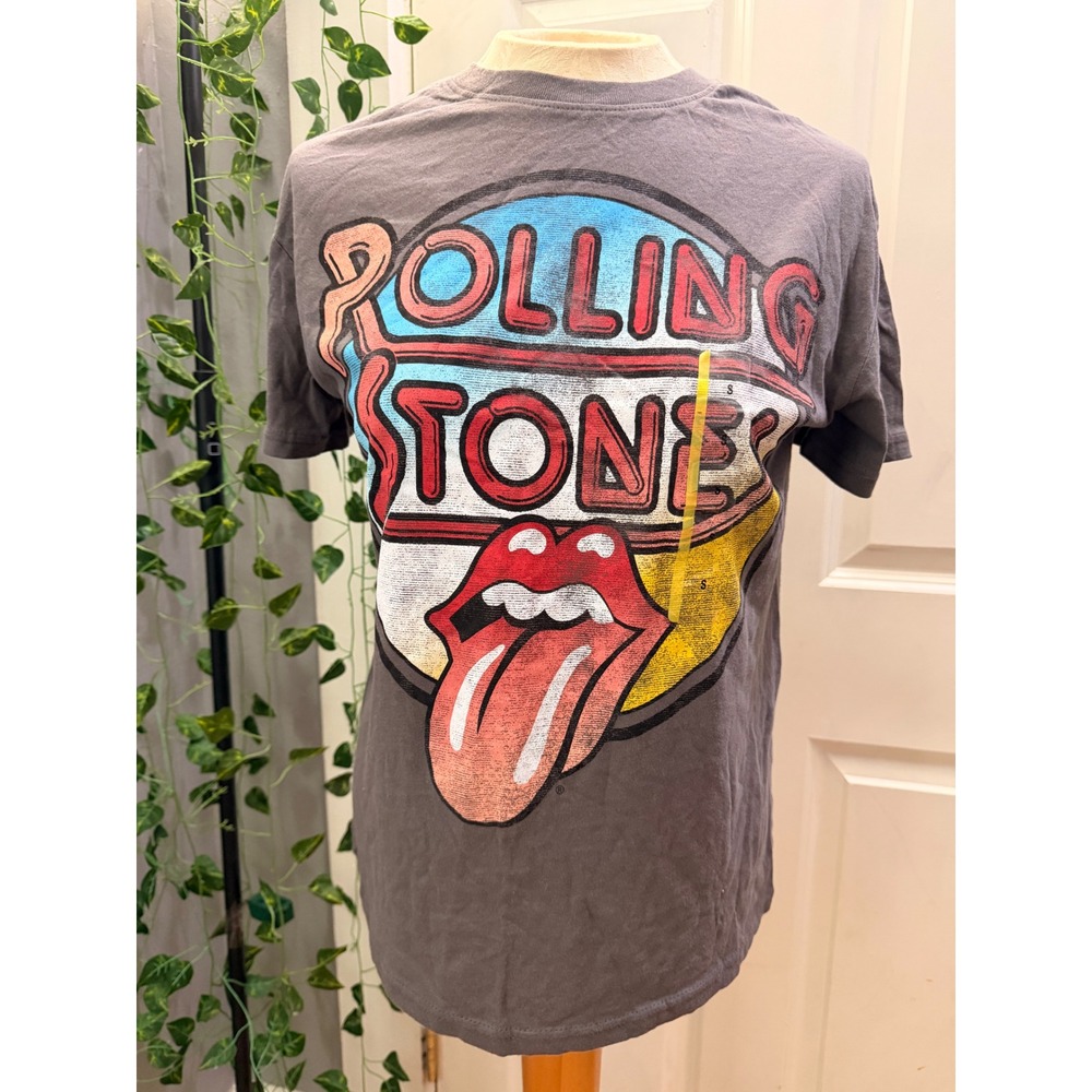 Rolling Stones Graphic Tee Gray Cotton Short Sleeve Band T-Shirt Small RN102050